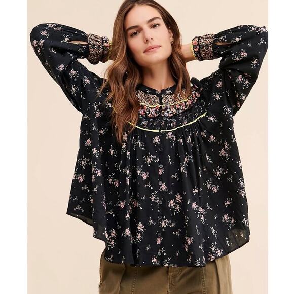 Free People Tops - FREE PEOPLE Black Floral Paloma Pleated Printed Blouse Top Sz. M Medium